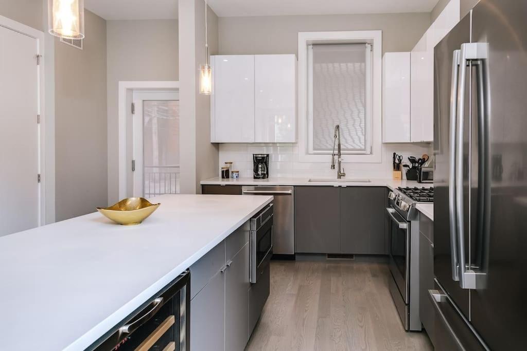 Stunning Duplex Condo #1 - Downtown River North Chicago Eksteriør billede