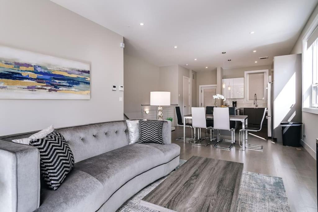 Stunning Duplex Condo #1 - Downtown River North Chicago Eksteriør billede